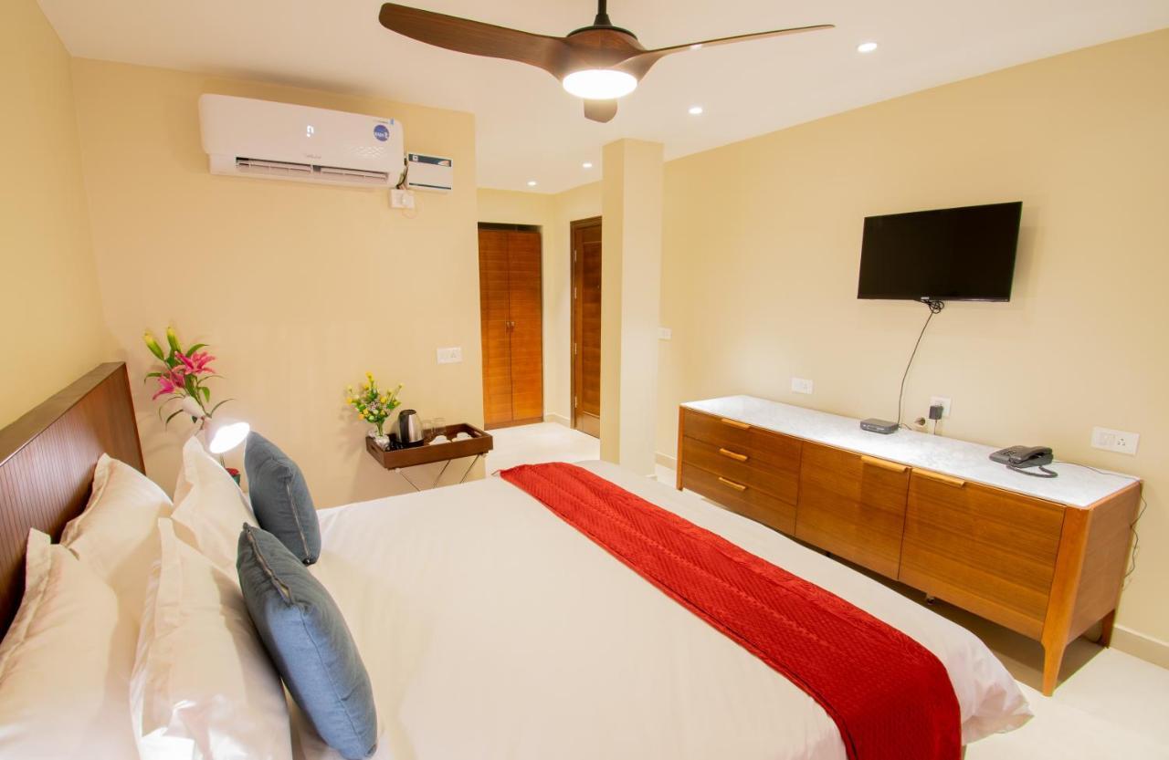 Octave Rococco Morjim Hotel Pernem Екстериор снимка
