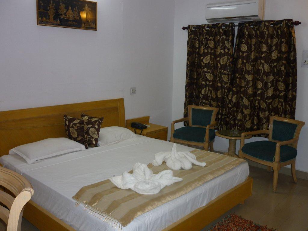 Octave Rococco Morjim Hotel Pernem Екстериор снимка