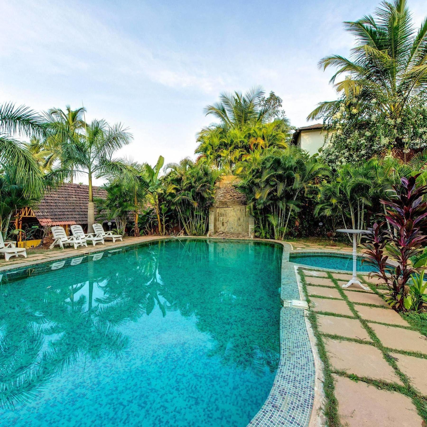 Octave Rococco Morjim Hotel Pernem Екстериор снимка